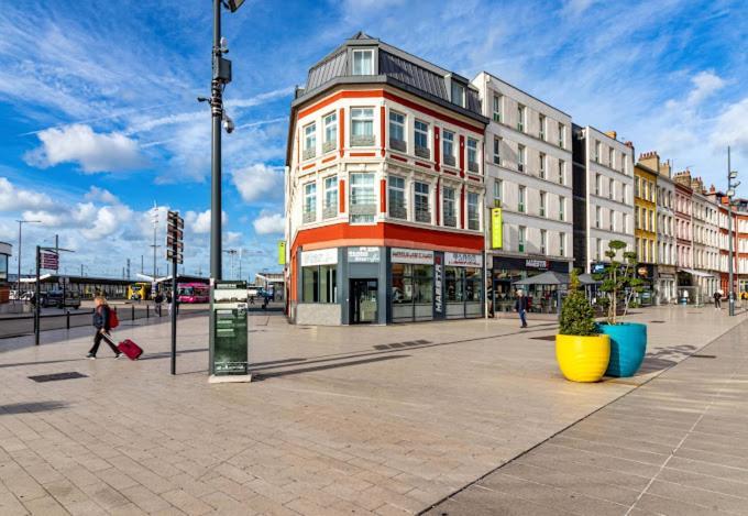 B&B Hotel Dunkerque Centre Gare Dunkirk Eksteriør bilde