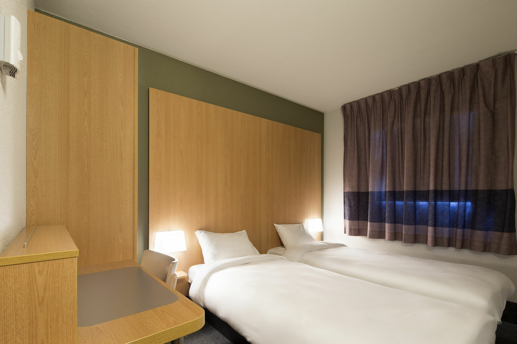 B&B Hotel Dunkerque Centre Gare Dunkirk Eksteriør bilde